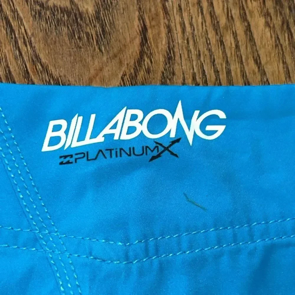 NWT Billabong Men’s Bright Turquoise Boardshorts 🏄🏼‍♂️ pockets!